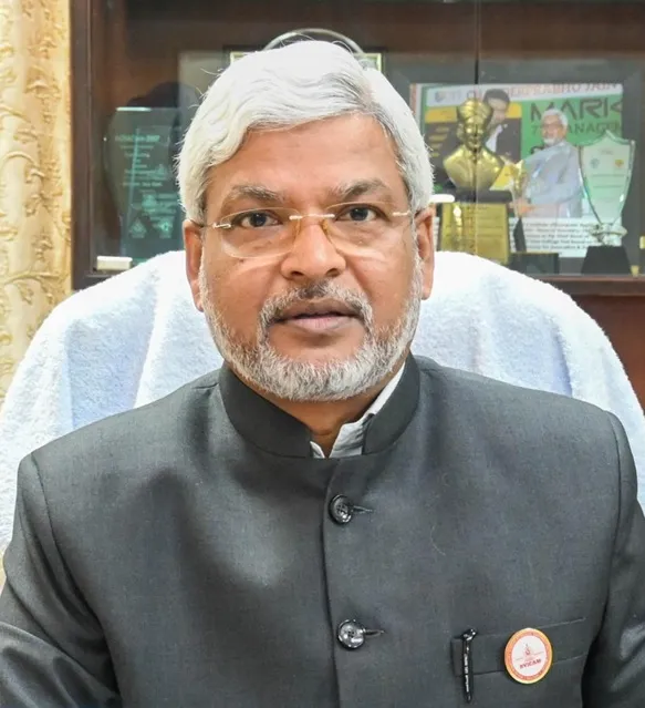 Dr. M. N. Hoda
